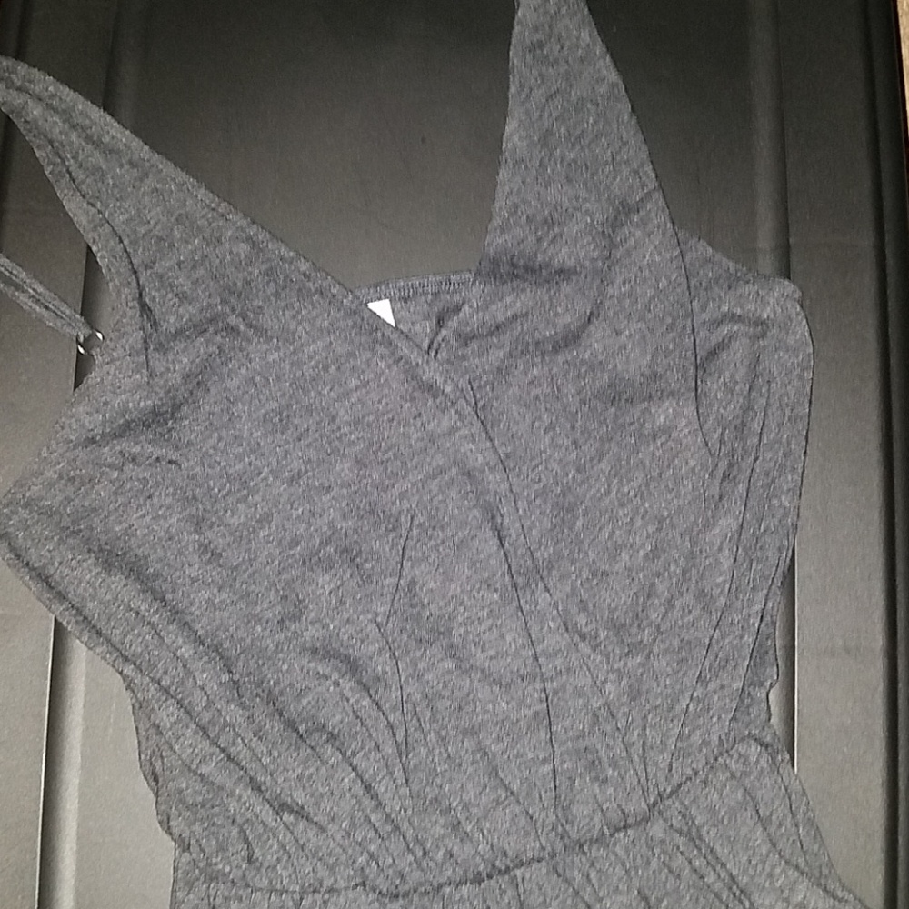 Romper - Picture 2 of 3